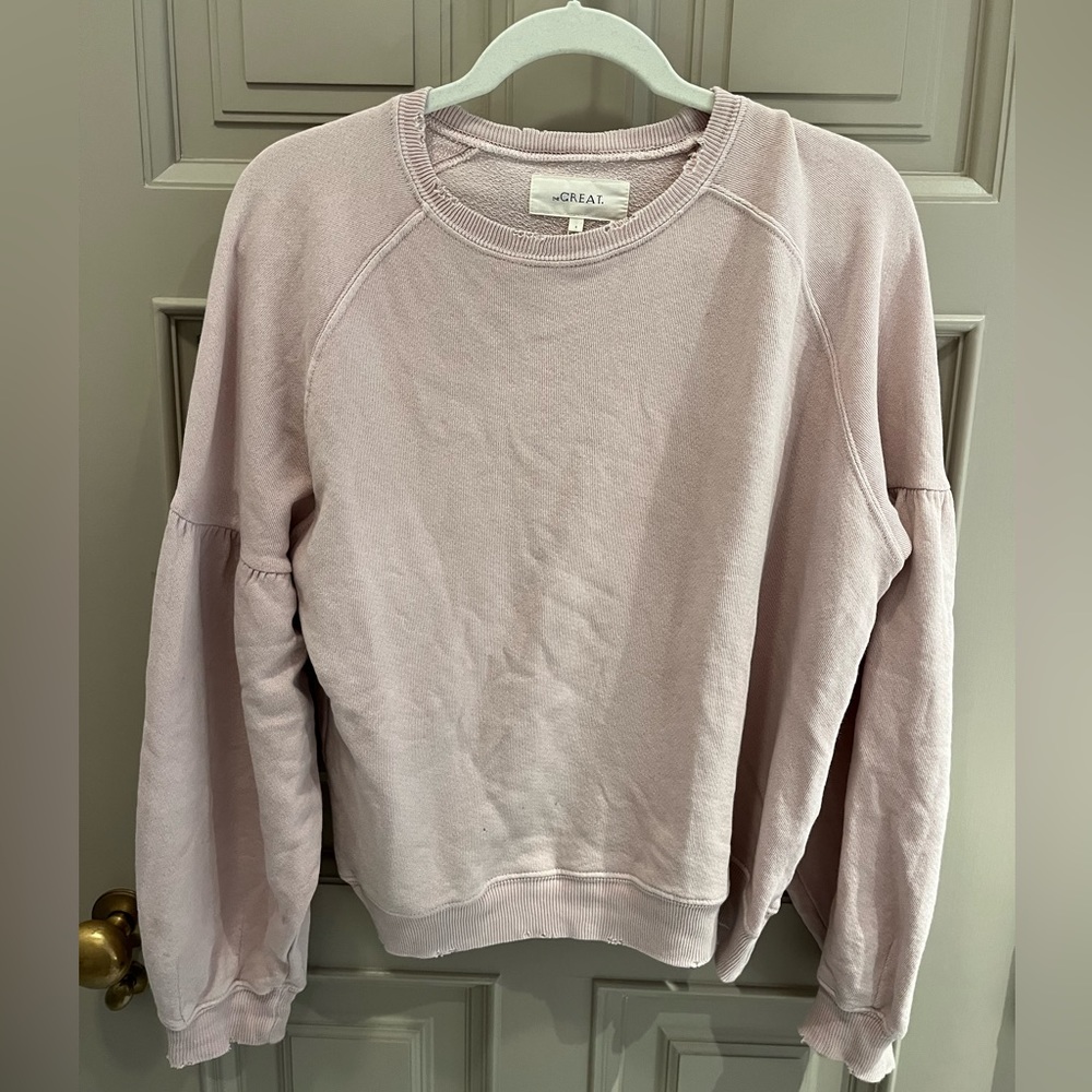 The GREAT - The Pleat Sleeve Sweatshirt in Washed Light Pink, Size 1